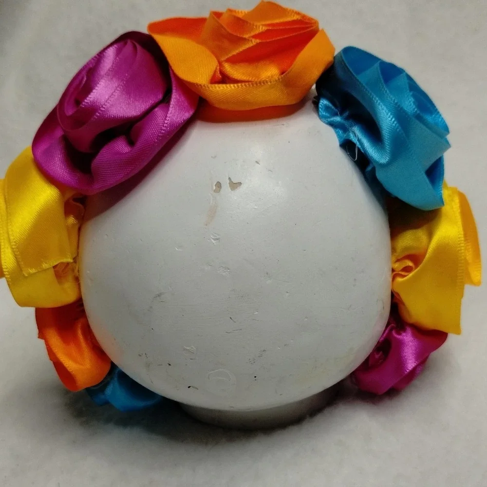 Día de los Muertos Sugar Skull Figurine w/ Satin Flowers‎ & Rhinestones Decor